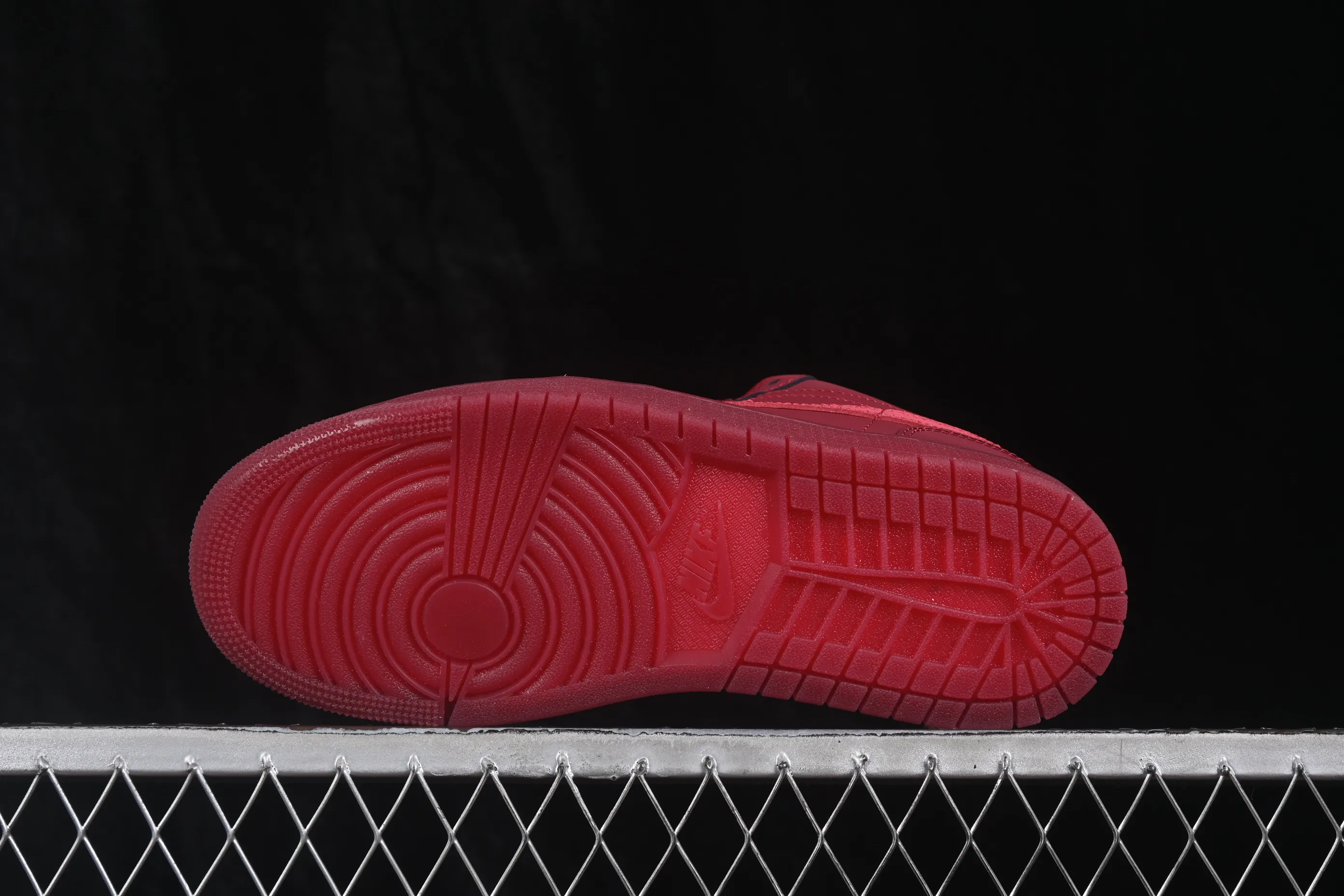 All categories Air Jordan Jordan series basketball shoes Air Jordan 1 Low G version pure original Air Jordan 1 Low AJ1 Joe 1 raw rubber wine red low-top retro culture basketball shoes IB7012-600